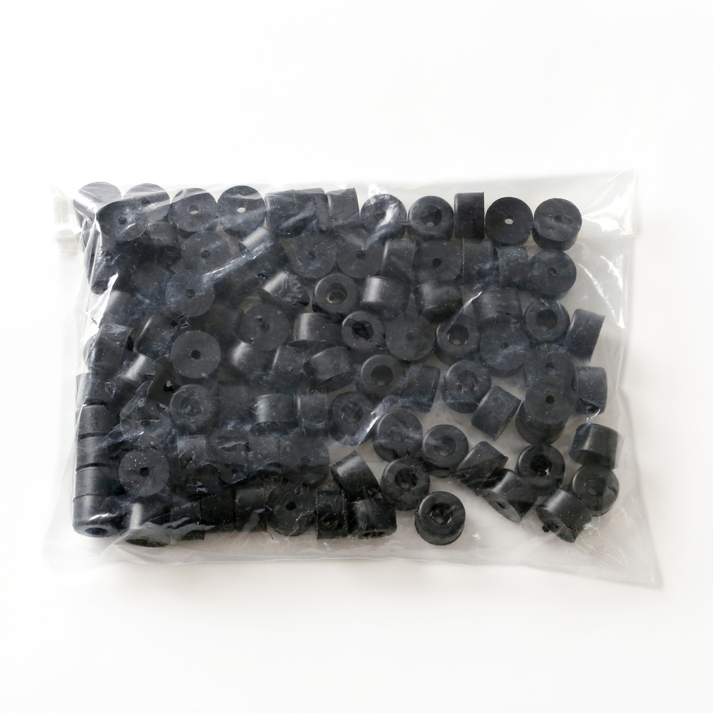 Justerbar fot, gummi, paket med 100 SK-1912-P100, av Sugatsune / LAMP (Japan)